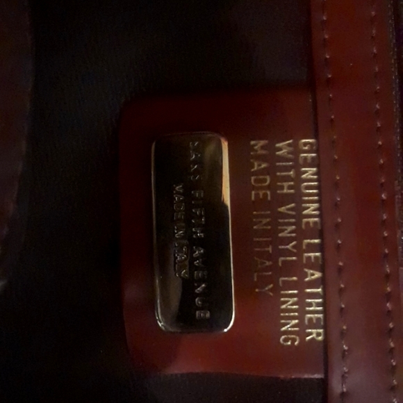 woman's clutch leather purse - Picture 3 of 8